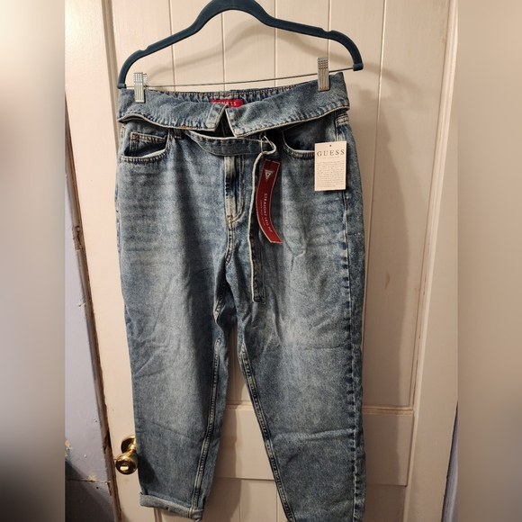 Guess straight fit women's jeans. Size 8 - Picture 1 of 5
